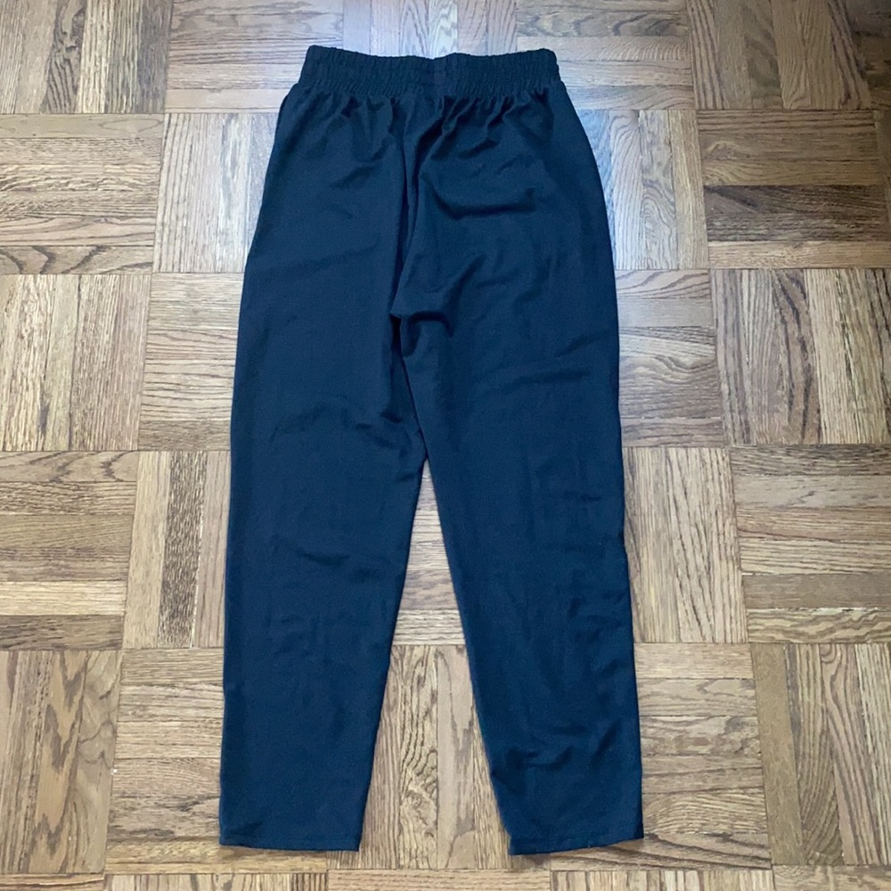 Nike Joggers - Picture 3 of 3